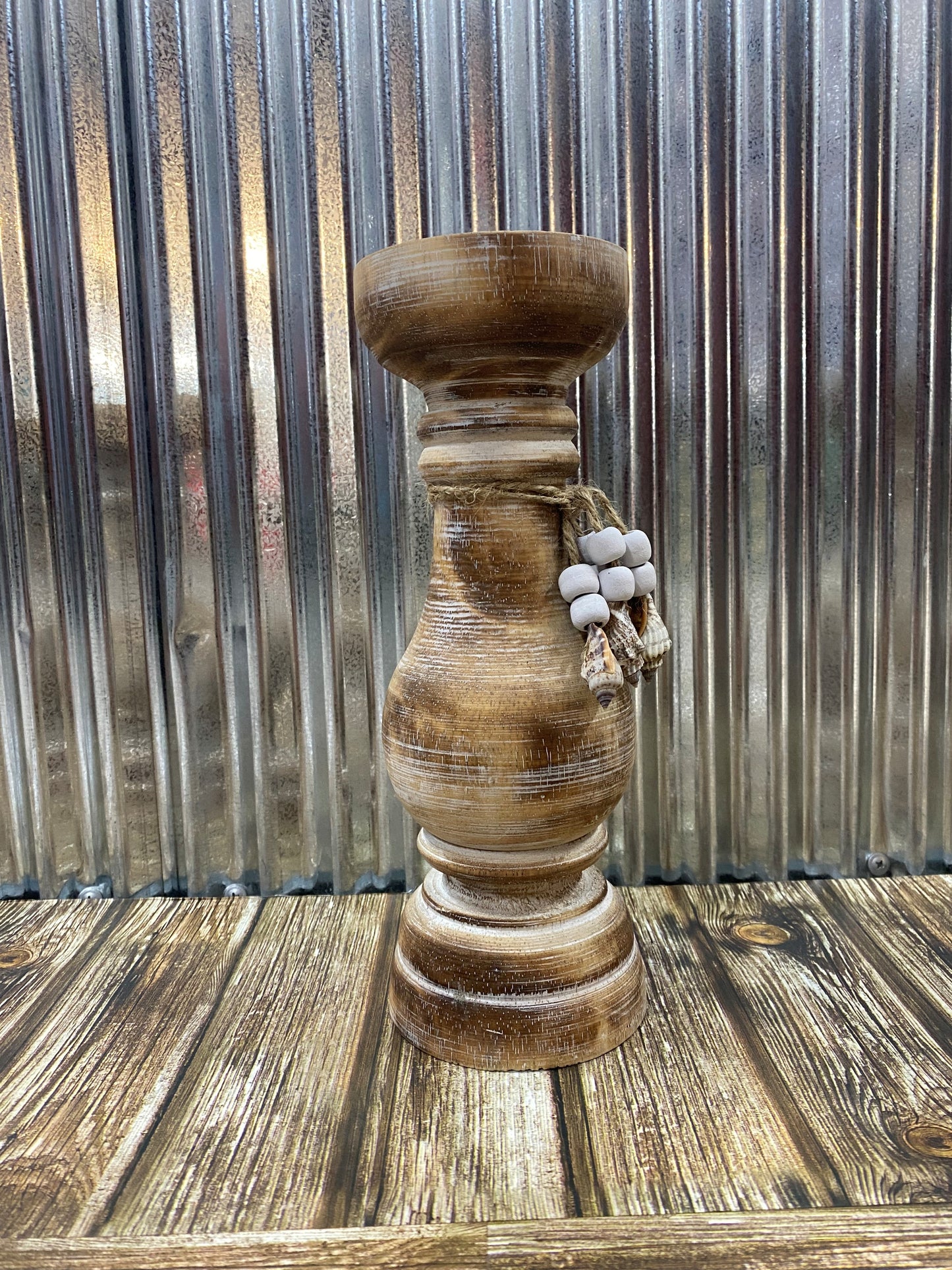 Timber Candles with shells - Brown