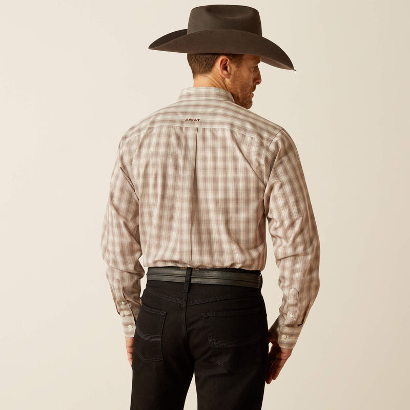 Ariat Men's Wrinkle Free Flemming Fitted L/S - Brown